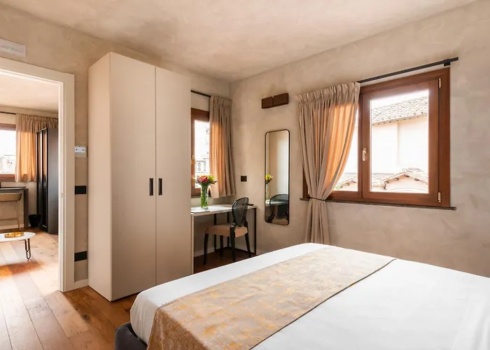 Residenza Leutari Рим